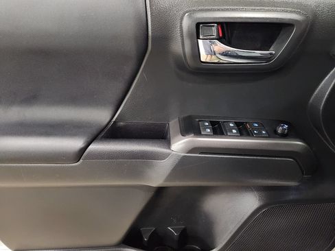 Used 2023 Toyota Tacoma TRD Sport w/ Technology Package RWD image 43