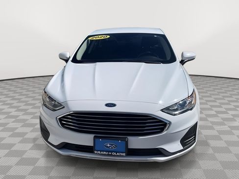 Used 2020 Ford Fusion SE FWD image 2
