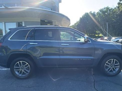 Used 2020 Jeep Grand Cherokee Limited AWD/4WD image 4