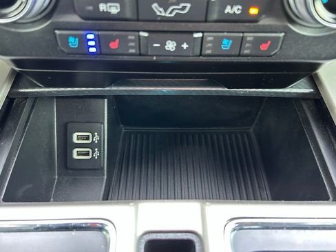 Used 2020 Ford F150 Lariat w/ Equipment Group 502A Luxury AWD/4WD image 22