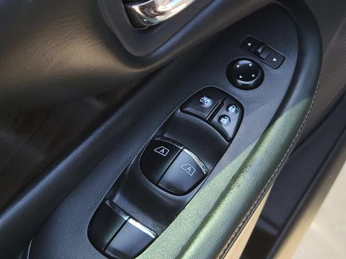 Used 2020 Nissan Murano Platinum FWD image 19