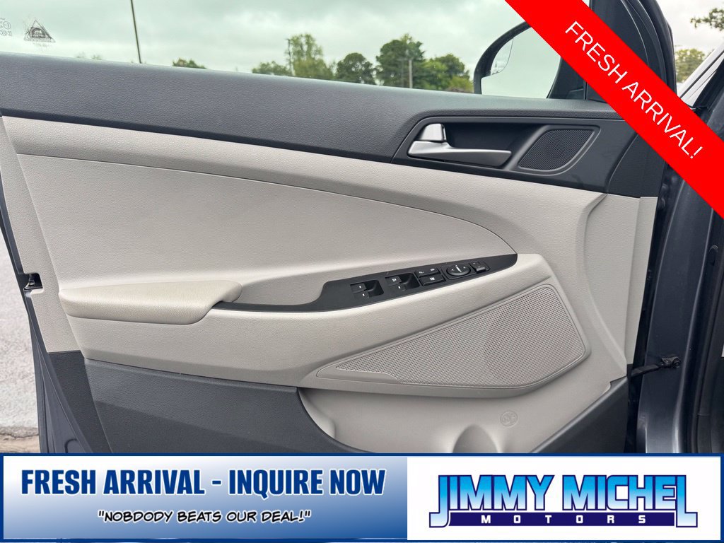 Used 2018 Hyundai Tucson SEL FWD image 2