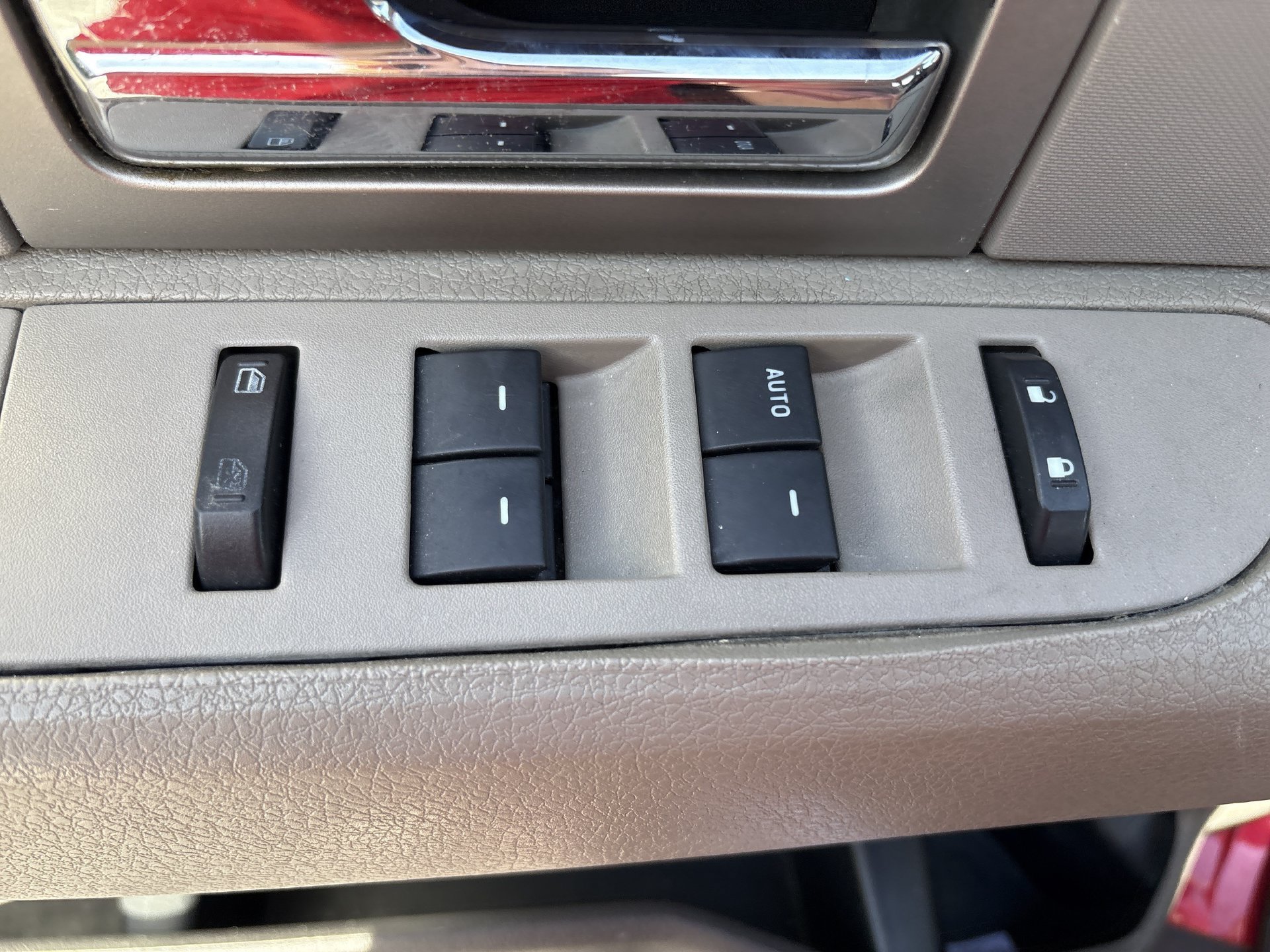 Used 2010 Ford F150 2WD SuperCrew image 11