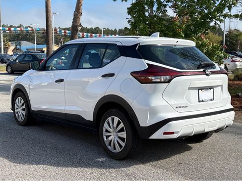 Certified 2024 Nissan Kicks S image 25