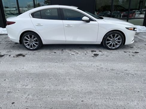 New 2026 MAZDA MAZDA3 2.5 S Sedan w/ Preferred Pkg image 5