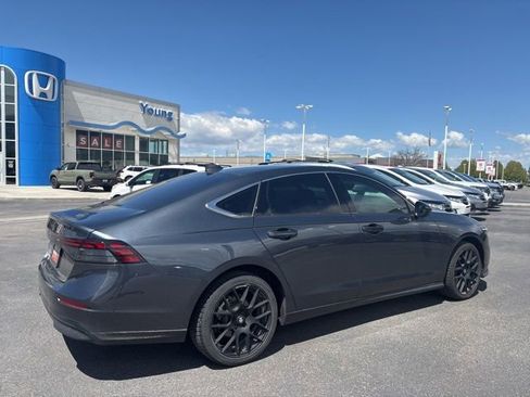 Used 2023 Honda Accord EX image 3