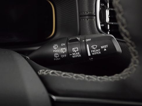 Used 2024 Jeep Wagoneer Series II image 31