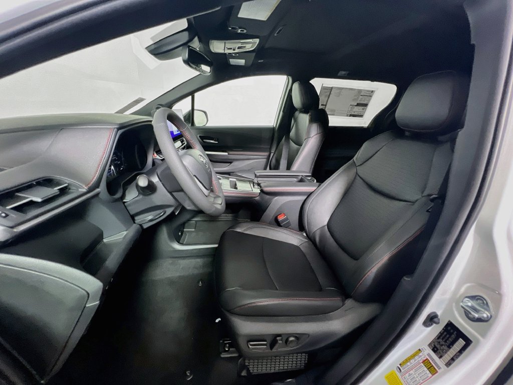 New 2026 Toyota Sienna XSE FWD image 14