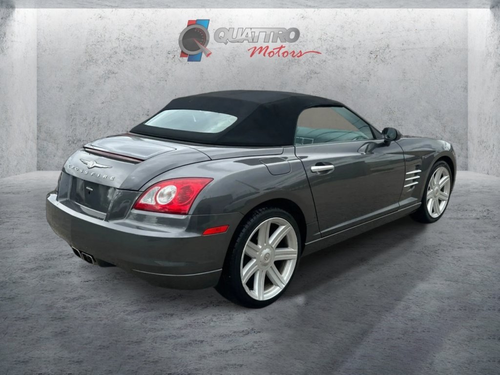 Used 2005 Chrysler Crossfire Limited RWD image 6