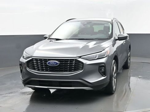 Used 2025 Ford Escape Platinum image 24