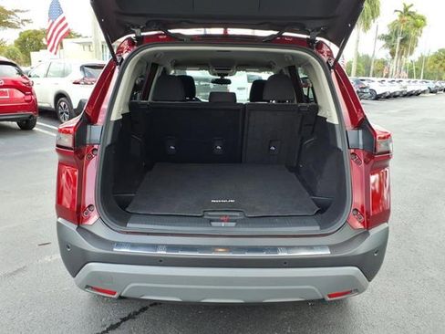 Used 2023 Nissan Rogue SV image 28