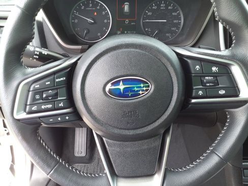 Used 2024 Subaru Ascent Premium w/ Convenience Package image 16