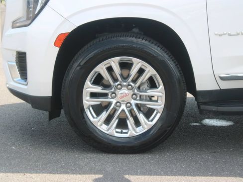 Used 2022 GMC Yukon XL SLT w/ SLT Premium Package RWD image 23