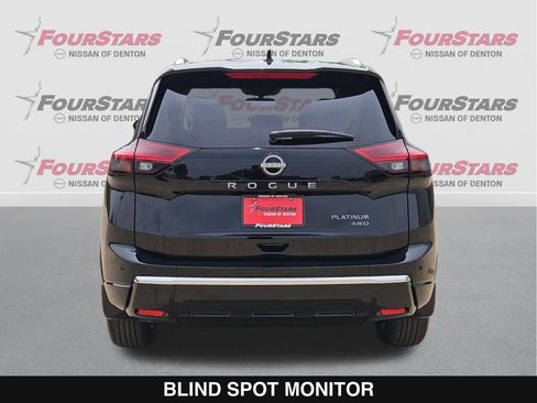 New 2026 Nissan Rogue Platinum image 5