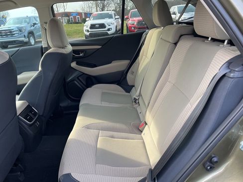 Used 2024 Subaru Outback Premium image 18