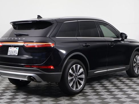 Used 2022 Lincoln Corsair Reserve w/ Equipment Group 201A AWD/4WD image 4