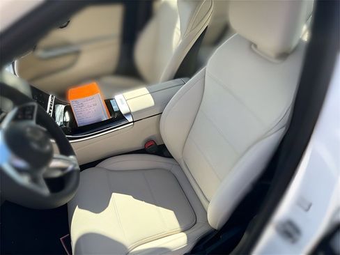 New 2026 Mercedes-Benz C 300 4MATIC Sedan image 11