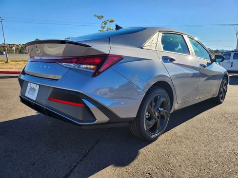 New 2026 Hyundai Elantra Sport image 4