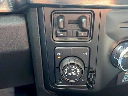 Used 2024 Ford F250 Lariat w/ Tremor Off-Road Package AWD/4WD image 18