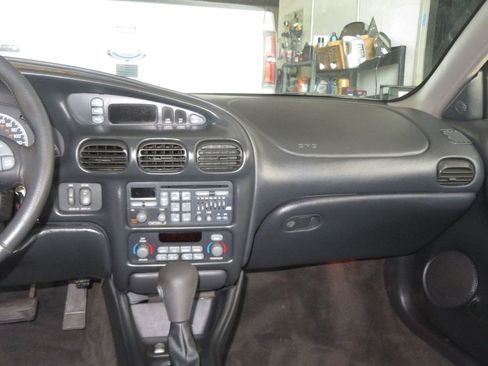 Used 2000 Pontiac Grand Prix GTP w/ Opt Pkg image 35