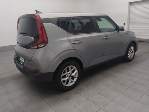 Used 2022 Kia Soul LX w/ Technology Package FWD image 10