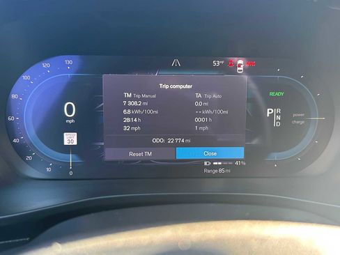 Certified 2023 Volvo XC40 Recharge Ultimate image 25