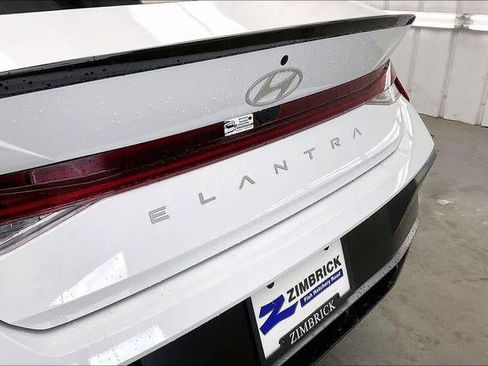 New 2026 Hyundai Elantra SEL Sport FWD image 38