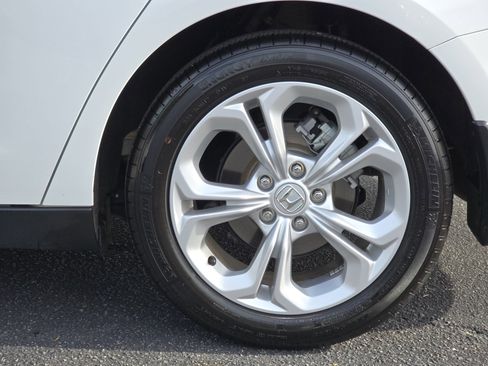 Certified 2025 Honda Accord LX image 30