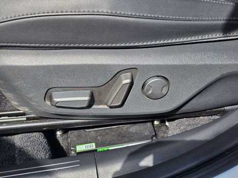 Certified 2023 Kia Niro Wave w/ Wave Preserve Package FWD image 34