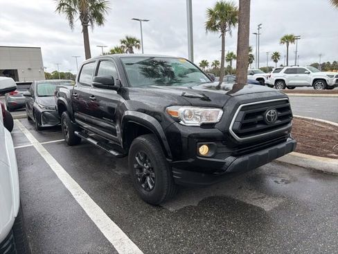 Used 2023 Toyota Tacoma SR5 w/ Technology Package image 1