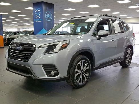 Certified 2023 Subaru Forester Limited AWD/4WD image 6