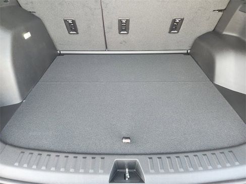 New 2026 Chevrolet Equinox ACTIV w/ Convenience Package III image 34