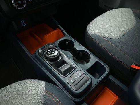 Certified 2023 Ford Maverick XLT image 17