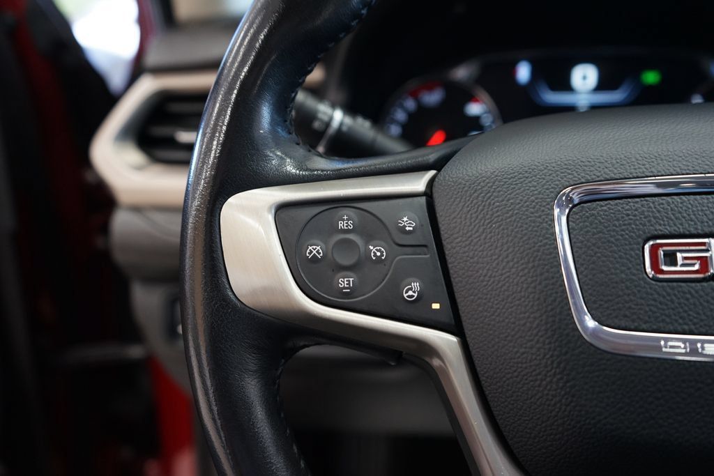 Used 2022 GMC Acadia Denali AWD/4WD image 36