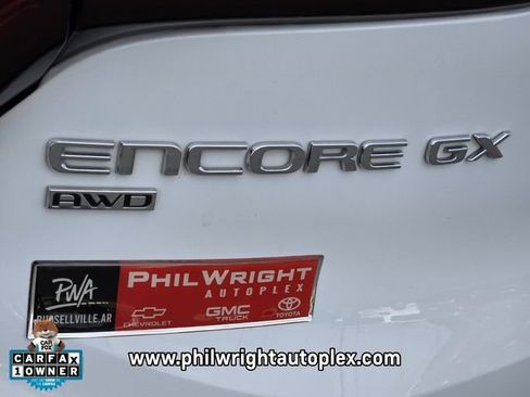 Used 2024 Buick Encore GX Sport Touring image 14