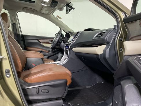 Used 2022 Subaru Ascent Touring AWD/4WD image 28