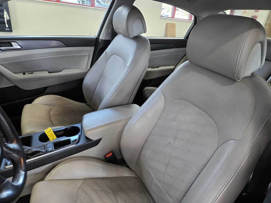 Used 2015 Hyundai Sonata Sport w/ Option Group 03 FWD image 21