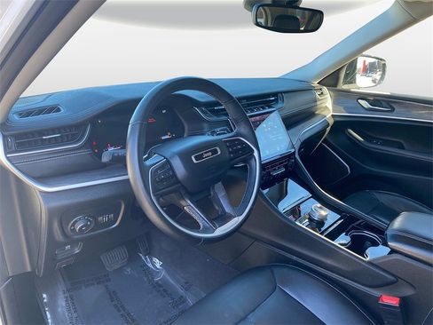 Used 2021 Jeep Grand Cherokee L Limited image 25