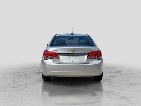 Used 2016 Chevrolet Cruze LT FWD image 5