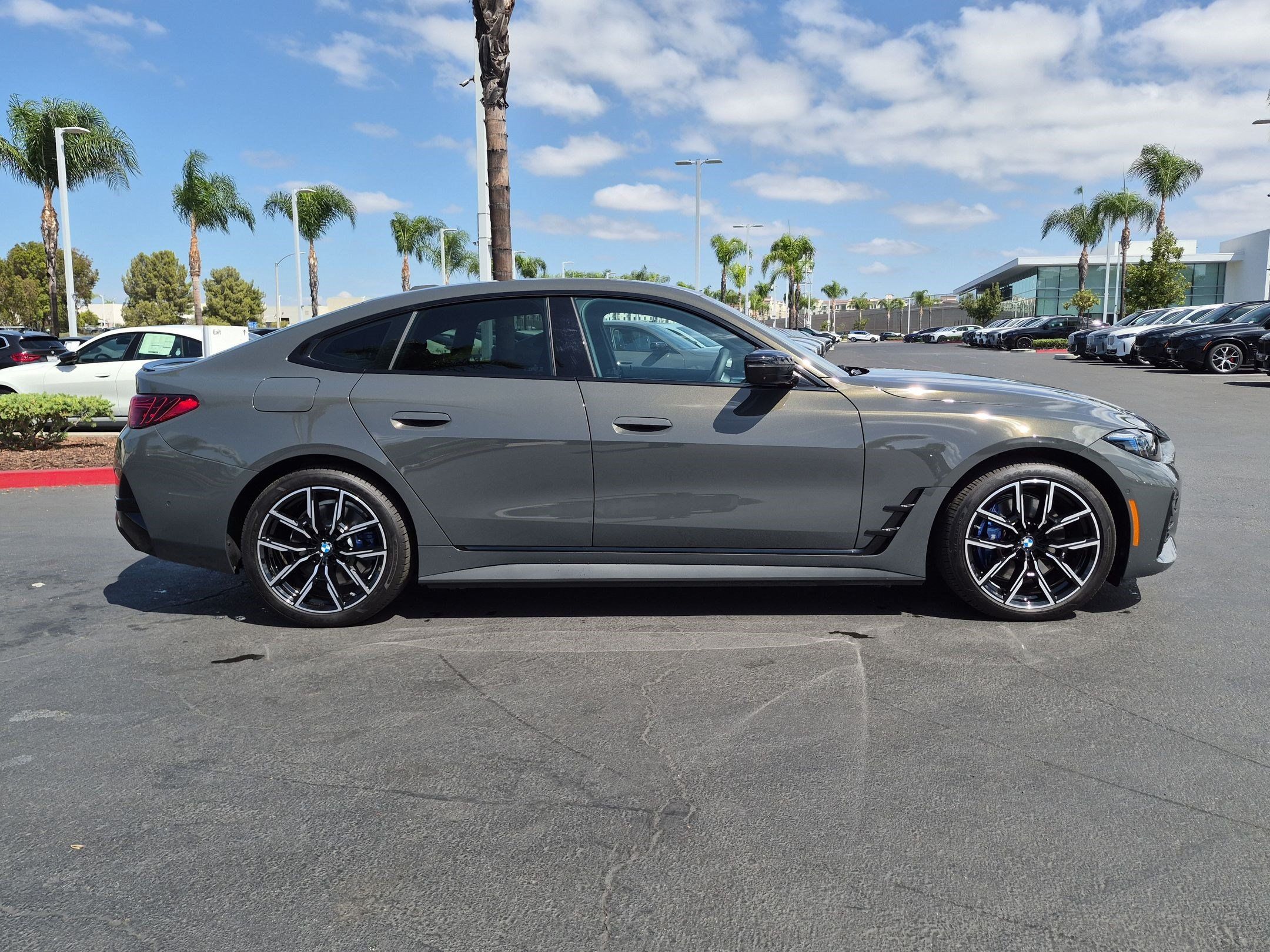 Certified 2025 BMW i4 xDrive40i w/ M Sport Package AWD/4WD image 11