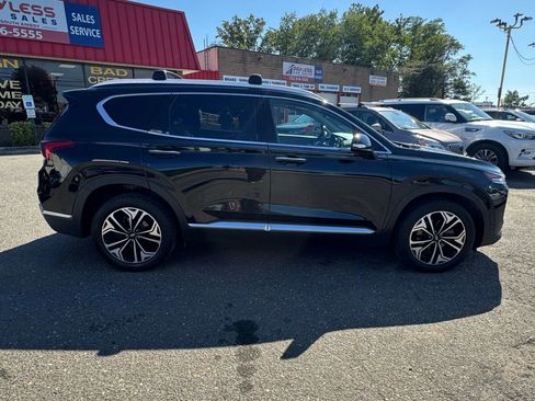 Used 2020 Hyundai Santa Fe SEL image 3