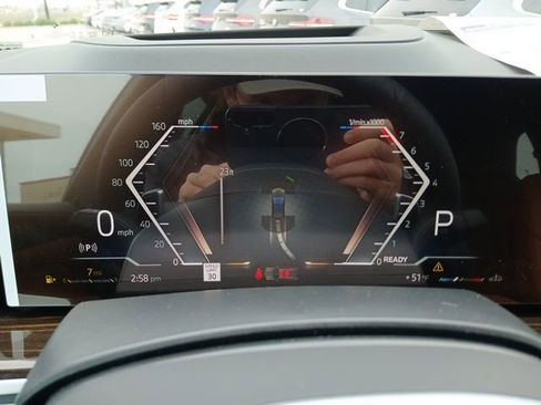 New 2026 BMW X5 sDrive40i image 26