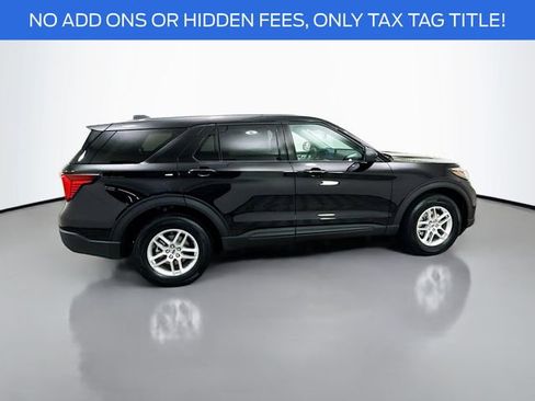 New 2026 Ford Explorer Active image 8