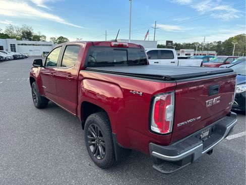 Used 2019 GMC Canyon SLE w/ Elevation Edition AWD/4WD image 4