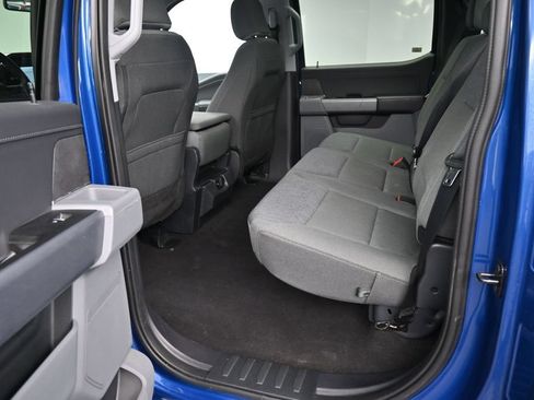 Used 2024 Ford F150 XLT AWD/4WD image 19