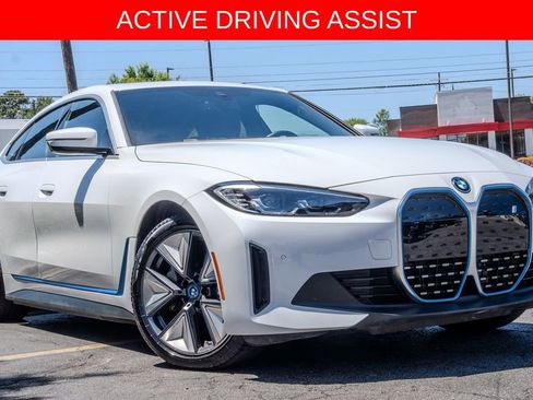 Used 2024 BMW i4 eDrive35 w/ Premium Package RWD image 3
