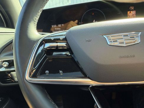 Used 2024 Cadillac Lyriq Tech RWD image 21