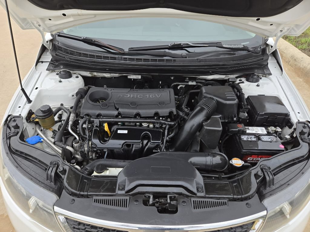 Used 2011 Kia Forte EX FWD image 20
