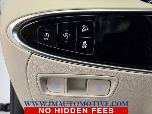 Used 2024 Genesis GV70 2.5T w/ Select Package image 34