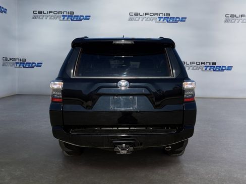 Used 2021 Toyota 4Runner SR5 image 6